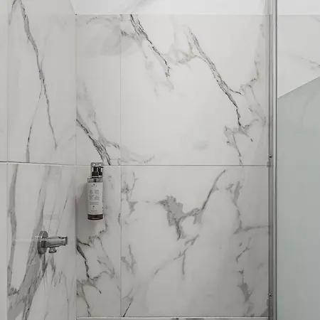 Darling's House נאפולי